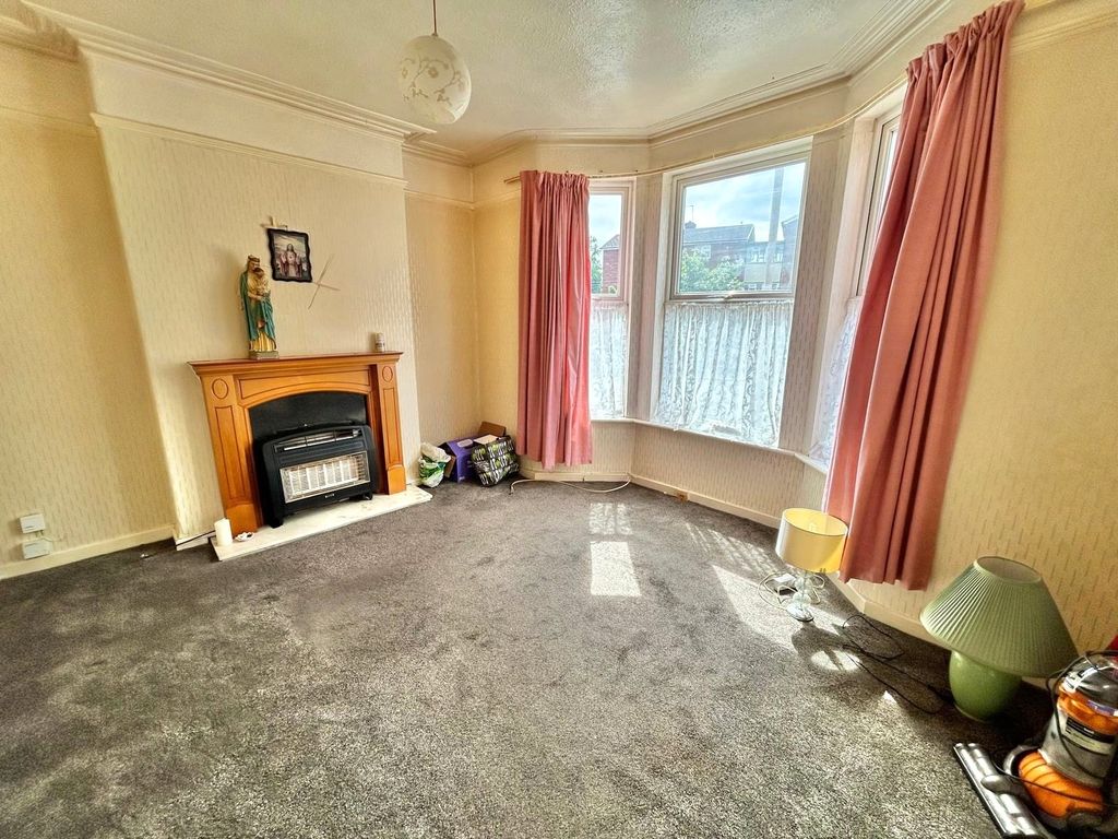 Property photo 2 of 10 Picture No. 05