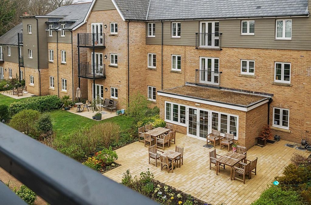 Property photo 1 of 29 8546d566-280c-4d8c-Ae01-055A2E1c361E.Jpg