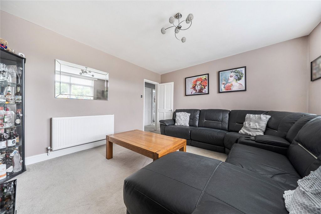 Property photo 2 of 17 Picture No. 07
