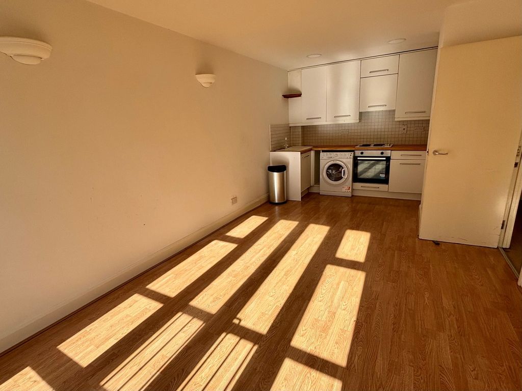 Property photo 3 of 15 Reception Room