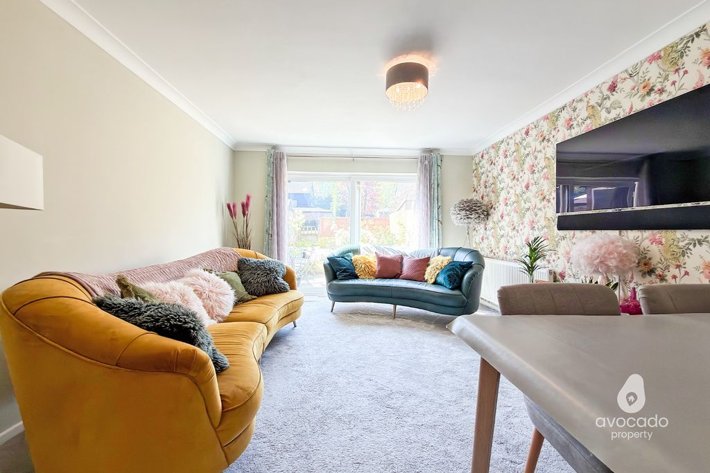 Property photo 2 of 15 5100993