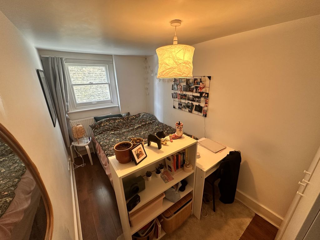 Property photo 3 of 4