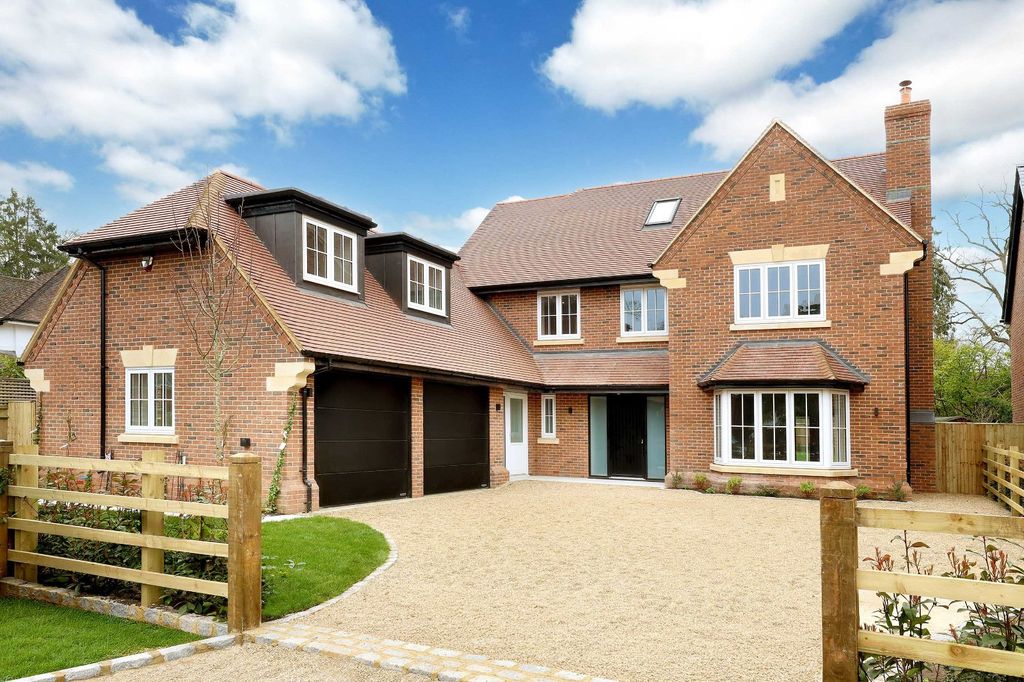 Property photo 1 of 22 Picture No. 01