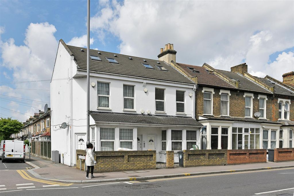 Property photo 2 of 10 1.Jpg