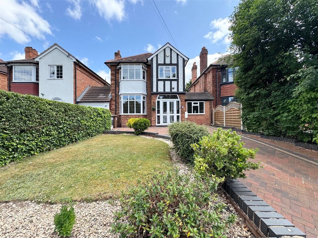 Property photo 1 of 18 Frontage