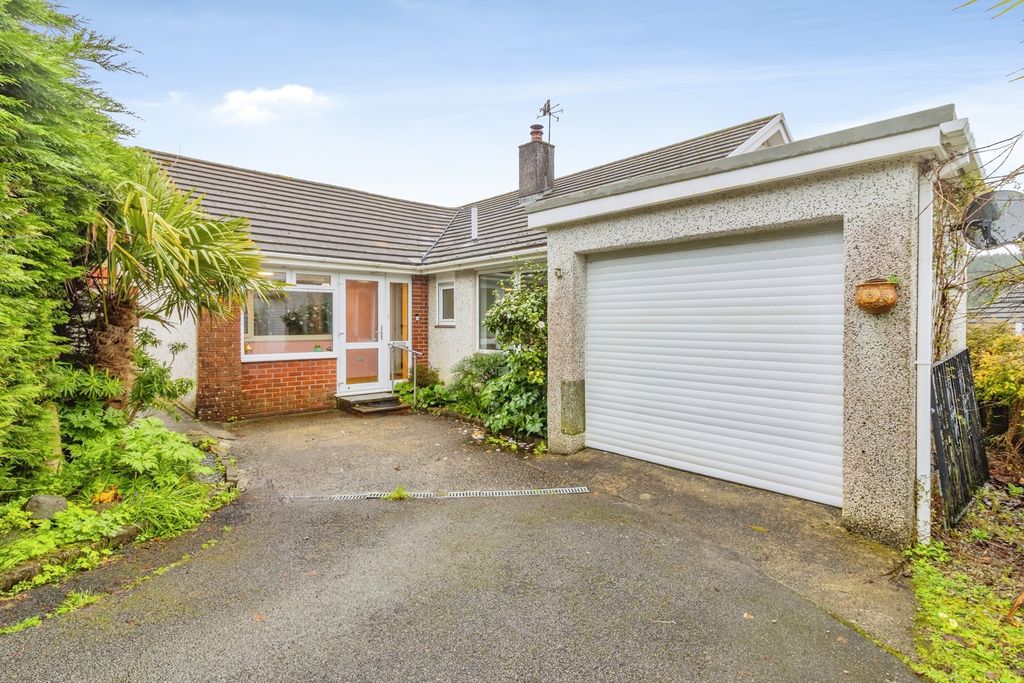 Property photo 1 of 23 Front Aspect