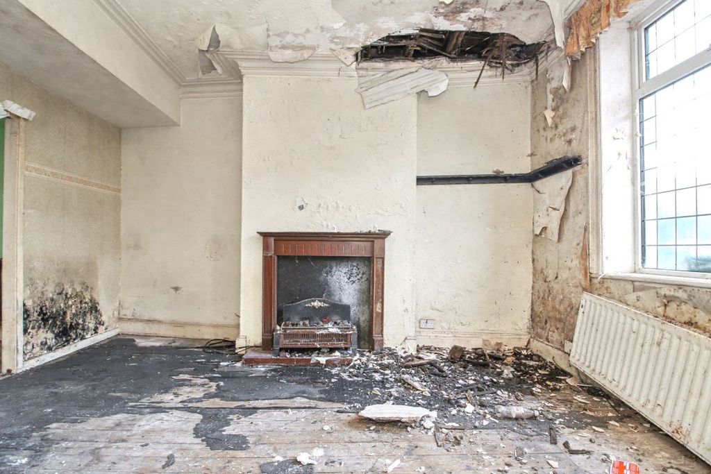 Property photo 3 of 14