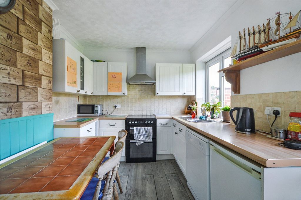 Property photo 3 of 11 Picture No. 07