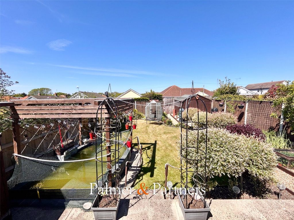 Property photo 3 of 18 Picture No. 10