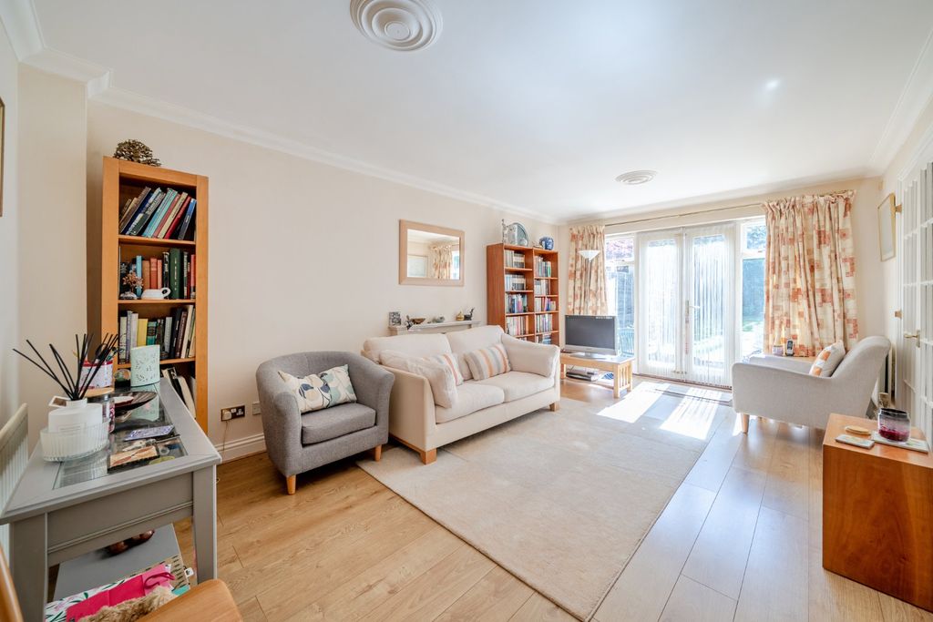 Property photo 2 of 11 Picture No. 09