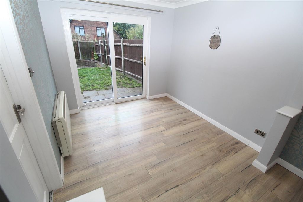 Property photo 3 of 11 Img_7284.Jpg