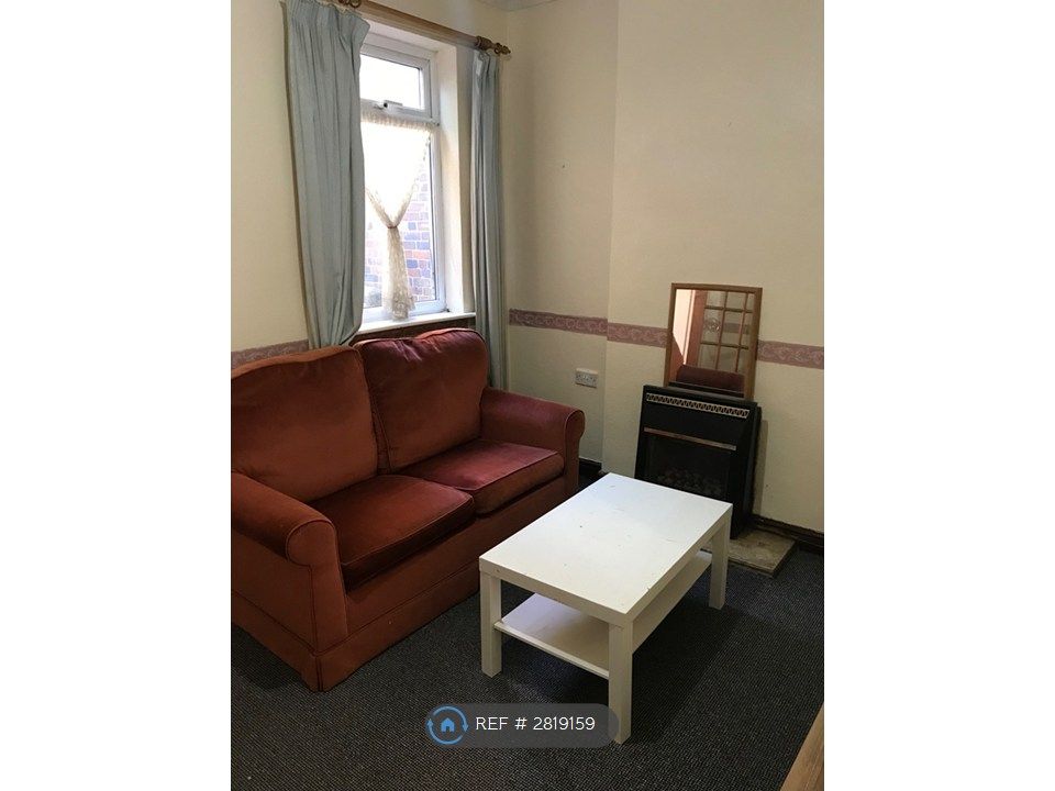 Property photo 2 of 11
