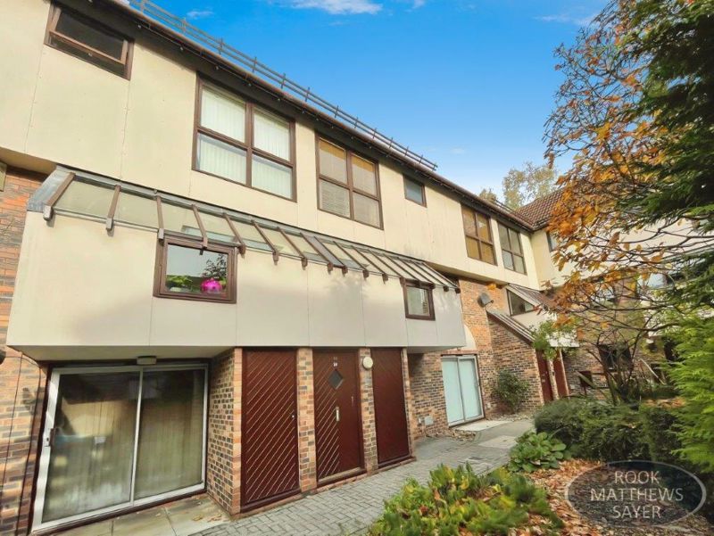 Property photo 1 of 11 Photo 6