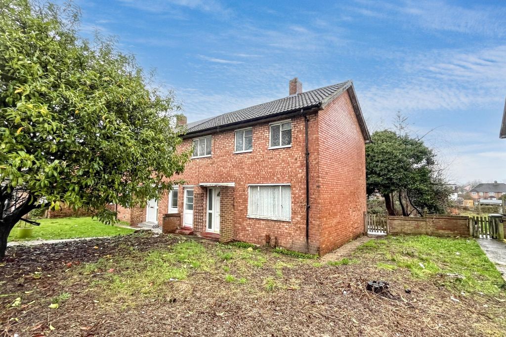 Property photo 2 of 15 7 Kingsdown Way, Bromley Br2 7Pt