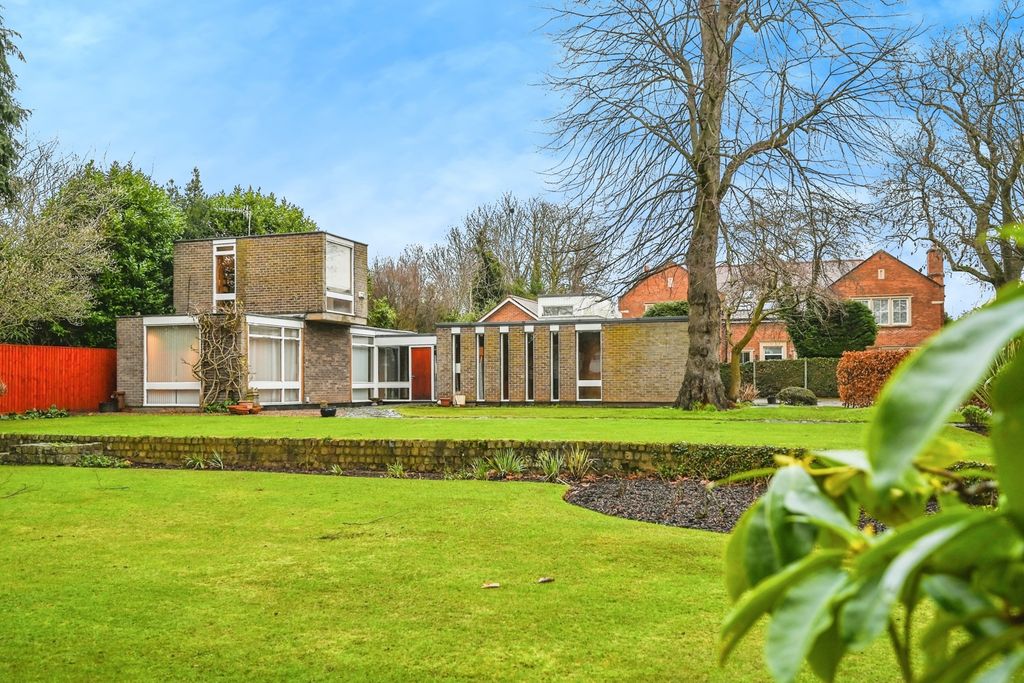 Property photo 2 of 17 Pbox-Img.Jpg