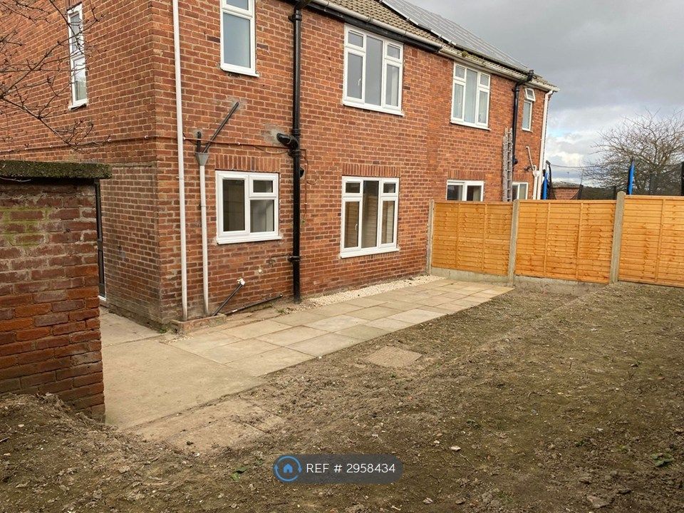 Property photo 2 of 23