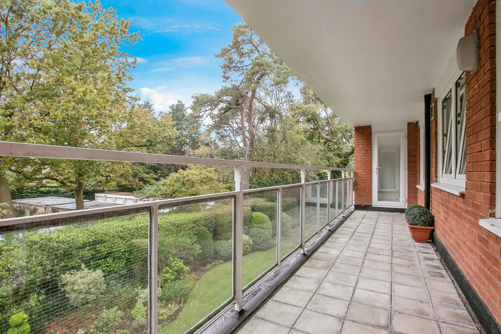 Property photo 3 of 17 Photography