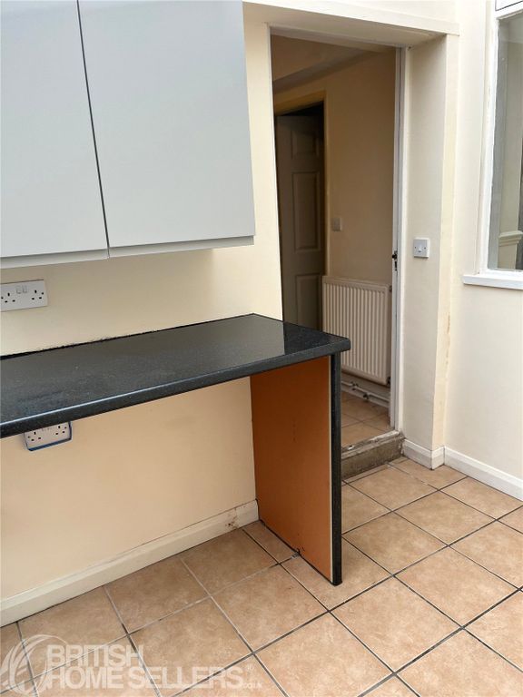 Property photo 3 of 11 Picture No. 11