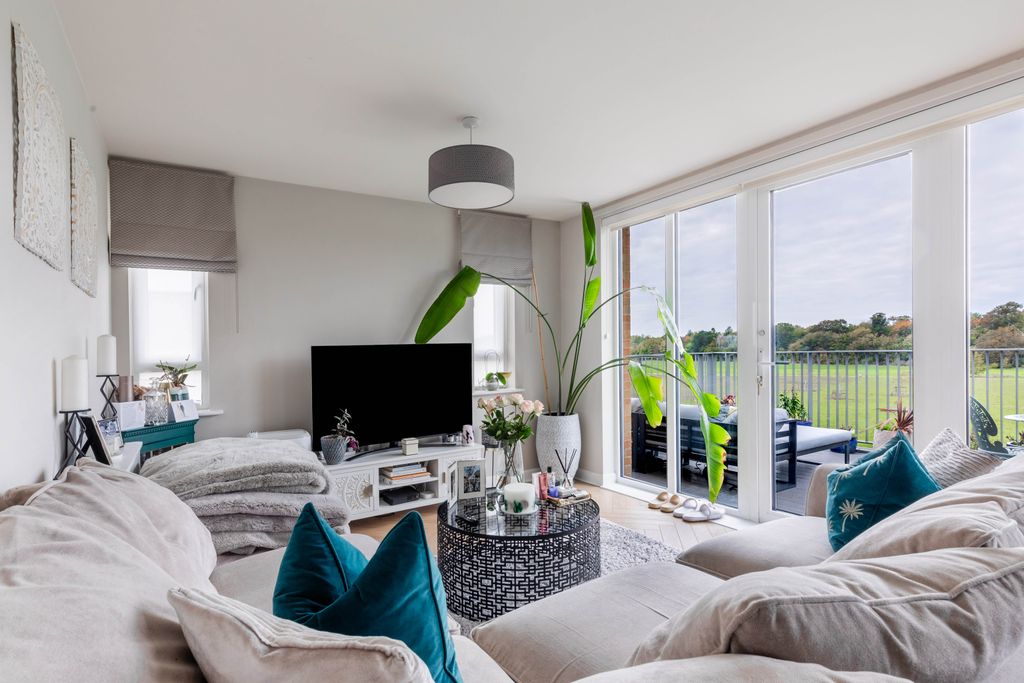 Property photo 2 of 30 7