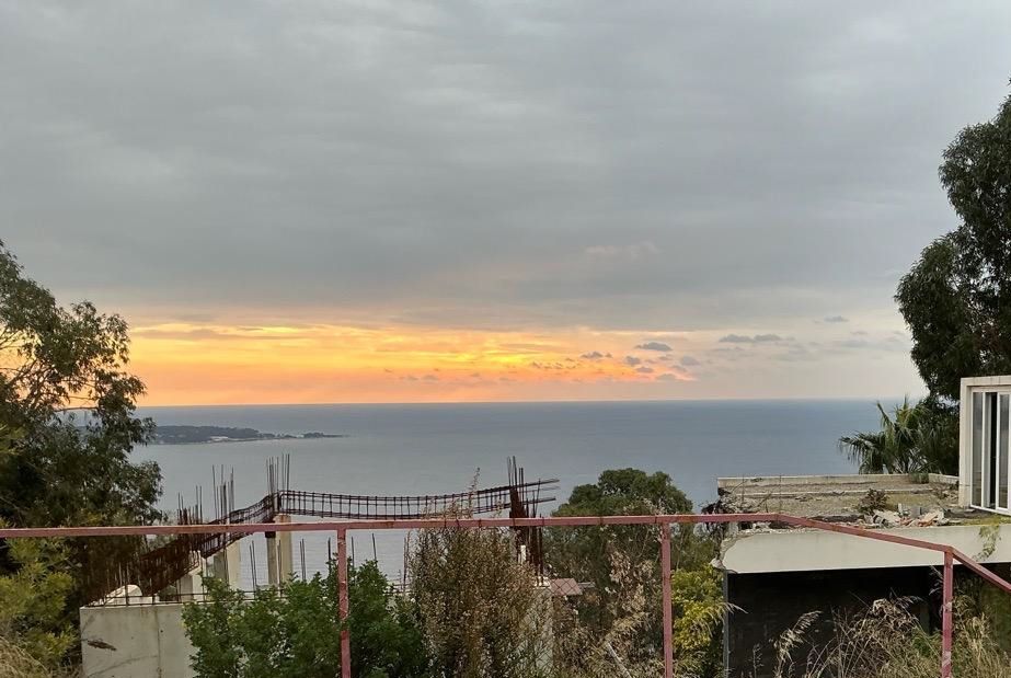 Property photo 1 of 2