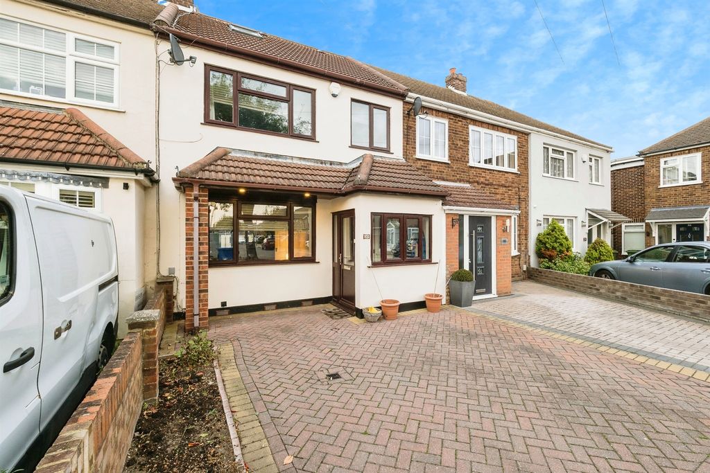 Property photo 1 of 17