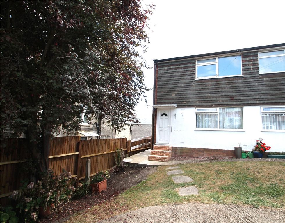 Property photo 1 of 11 Picture No. 01
