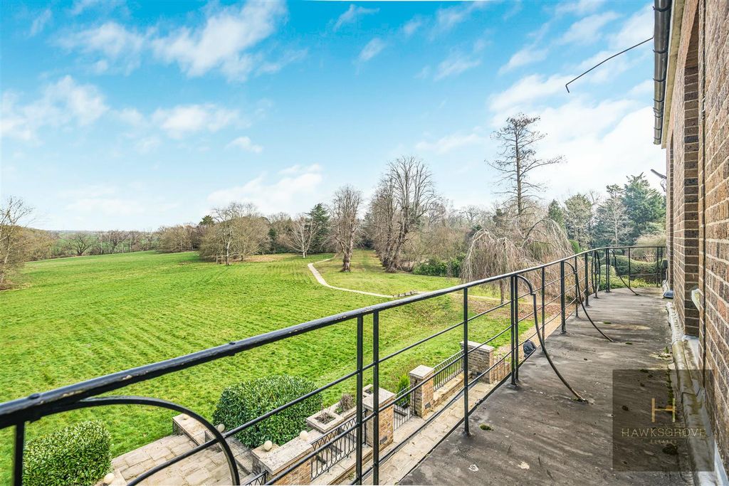 Additional image 26 of 9 bed detached house to rentHadley Green Road, Barnet EN5