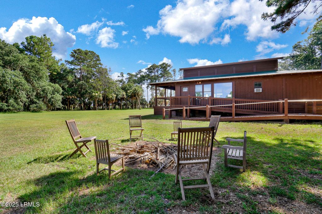 Property photo 3 of 36