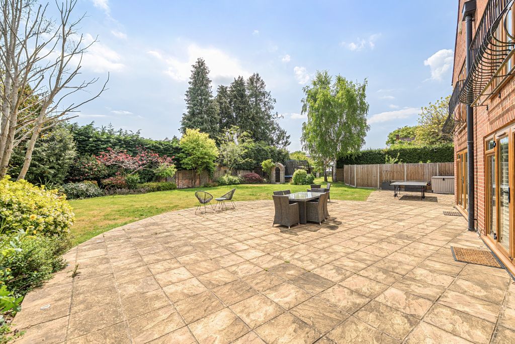 Property photo 3 of 38