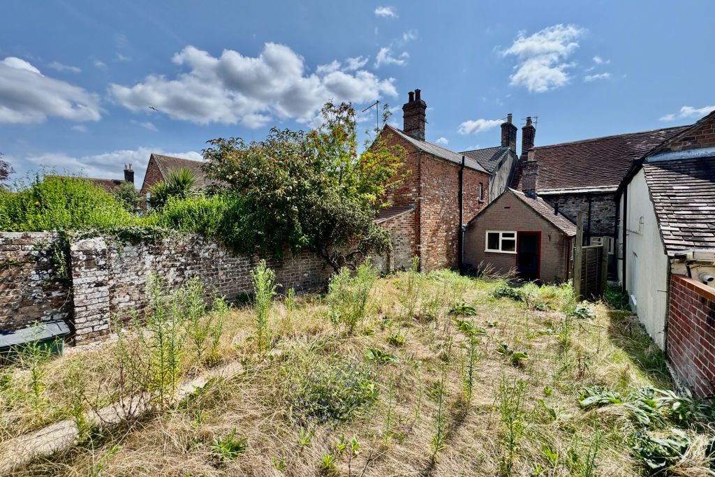 Property photo 3 of 13