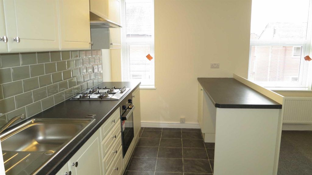 Property photo 2 of 10 68Dzbdukti893Elnrfen1H9Oula.Jpg