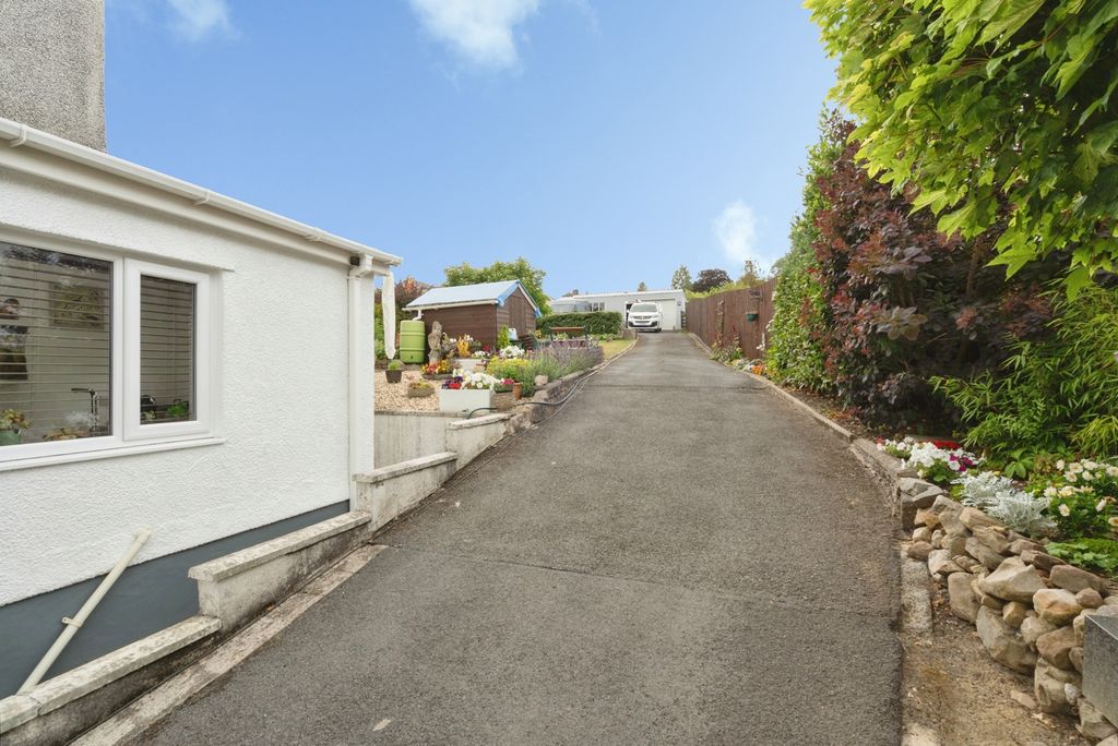 Property photo 3 of 20 Pbox-Img.Jpg