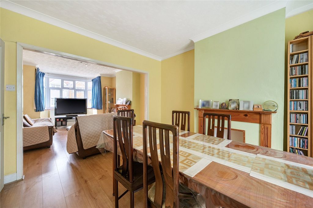 Property photo 2 of 15 Picture No. 09