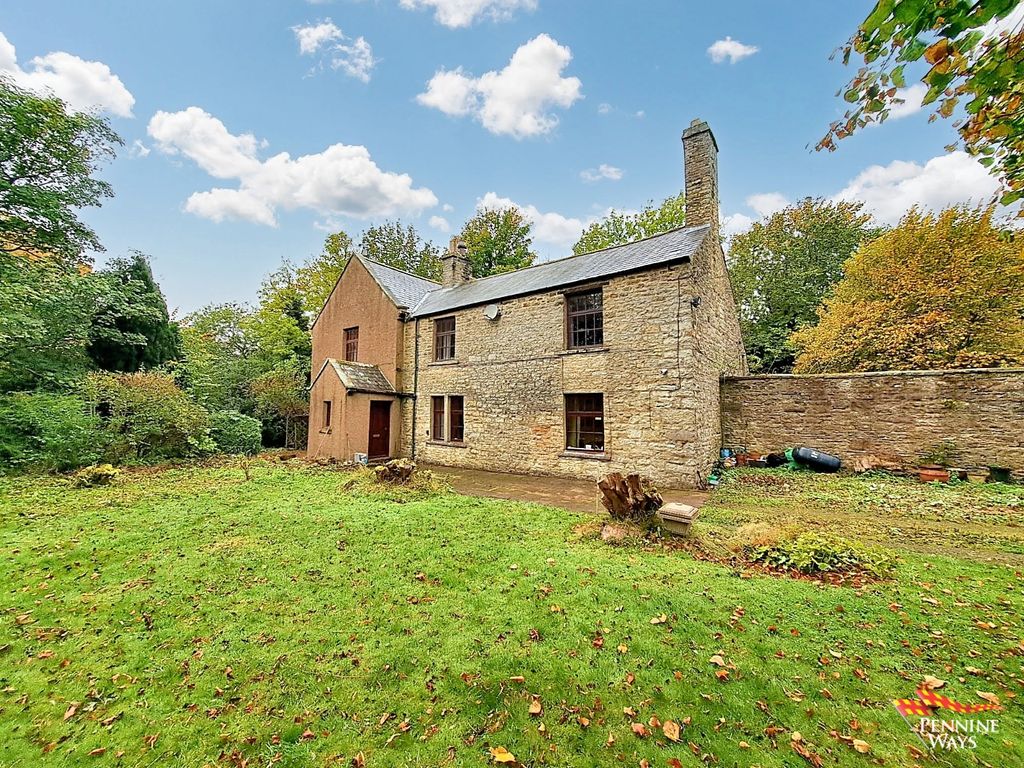 Property photo 1 of 28