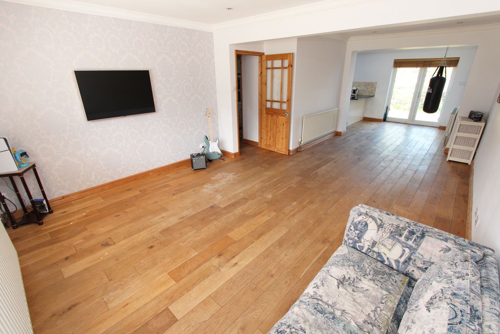 Property photo 2 of 22 Img_4193A