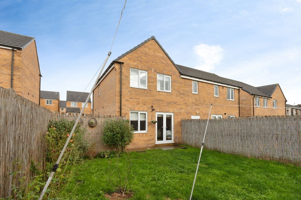Property photo 2 of 18 Pbox-Img.Jpg