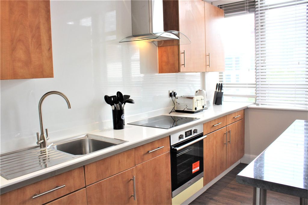 Property photo 2 of 11 Picture No. 04