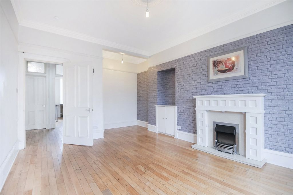 Property photo 3 of 12 3