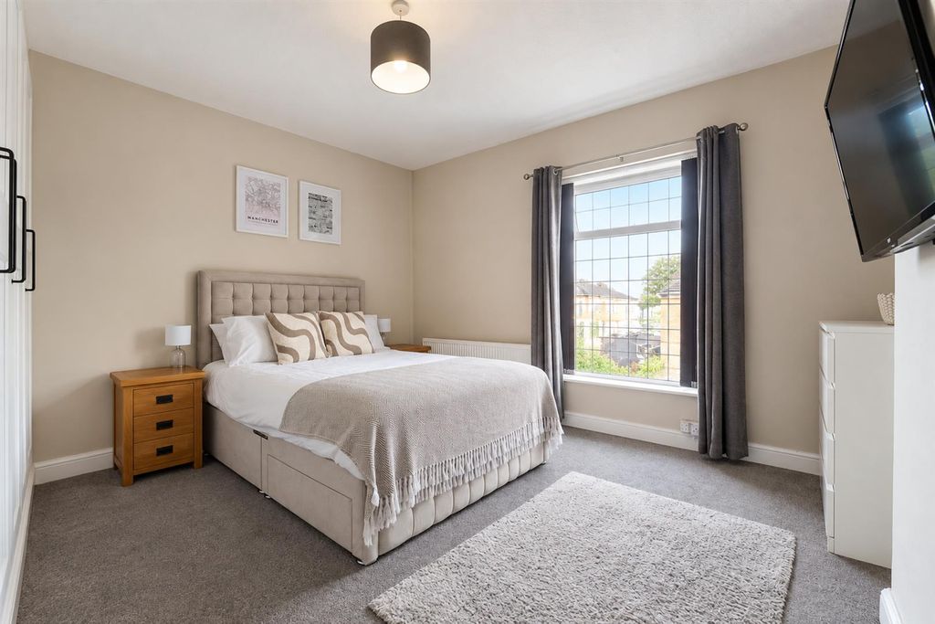 Property photo 3 of 18 0.-397.Jpg