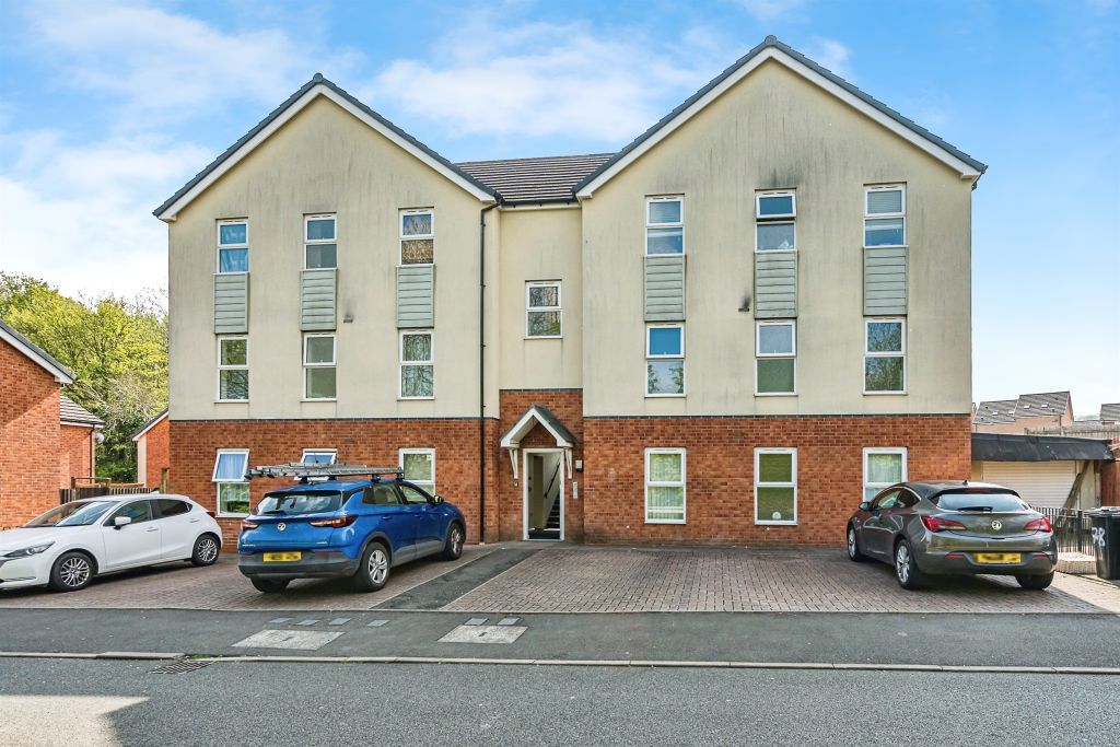 Property photo 1 of 15
