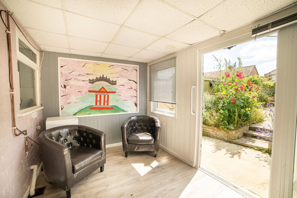 Property photo 2 of 15 Extension/Conservatory