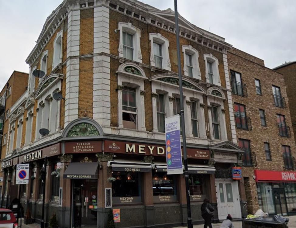 Property photo 2 of 6 Flat For Sale Canning Town, E16, By Barrain London