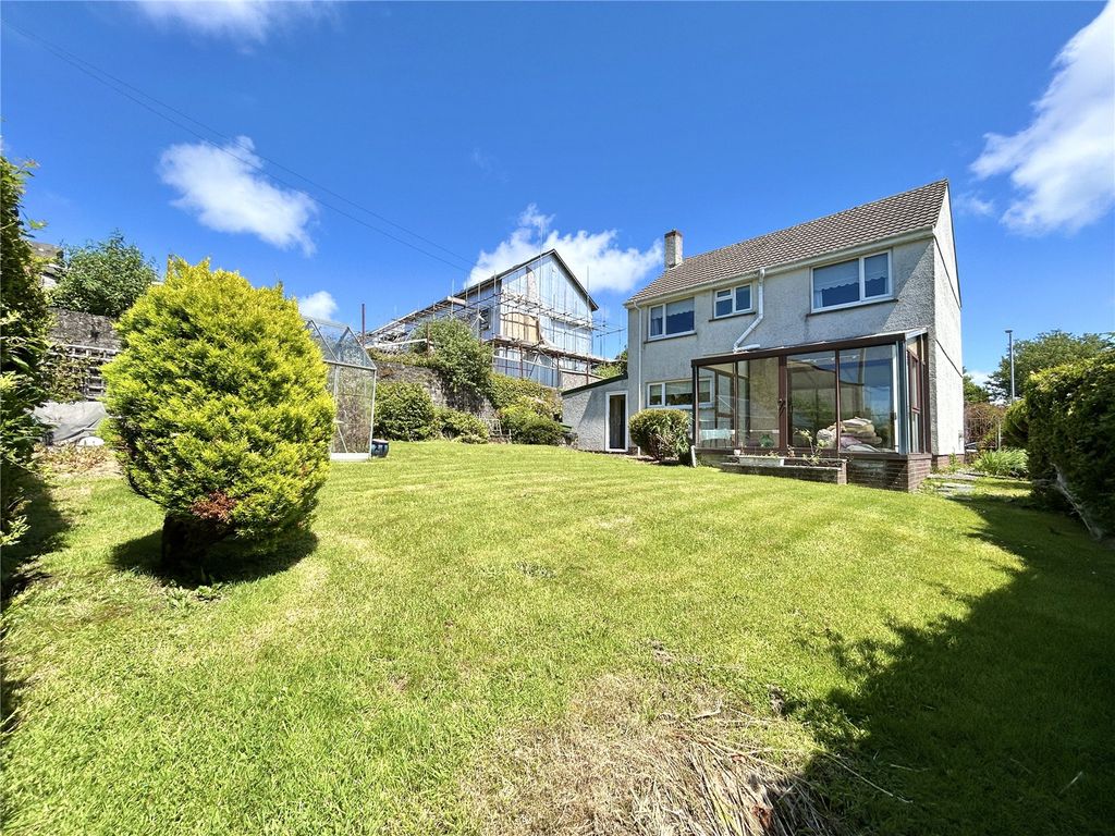 Property photo 3 of 5 Picture No. 01