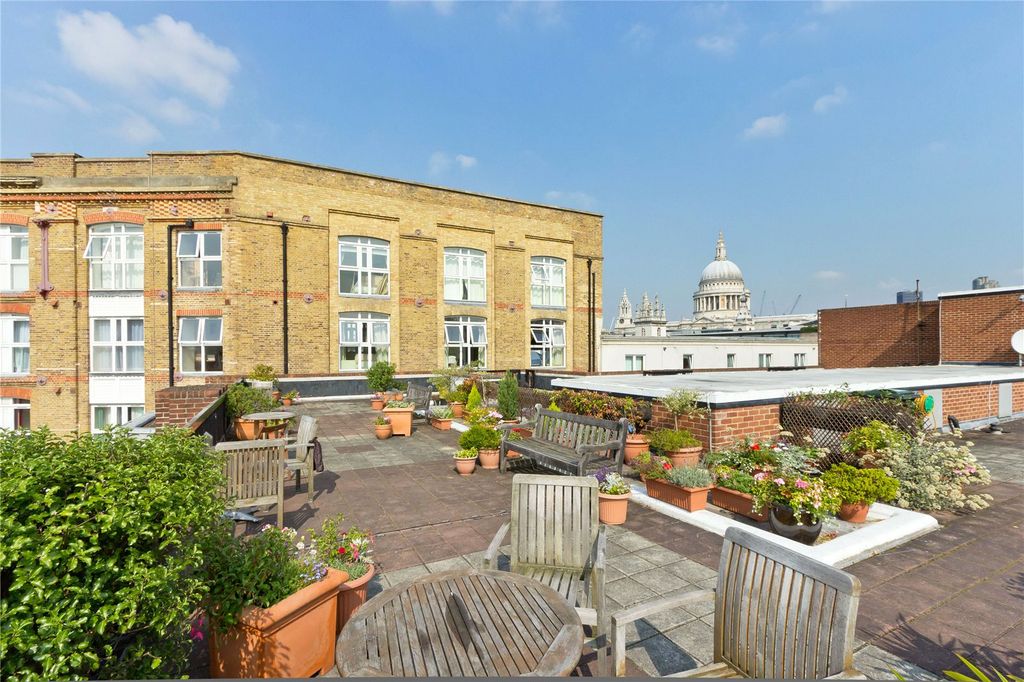 Property photo 1 of 16 Picture No. 18