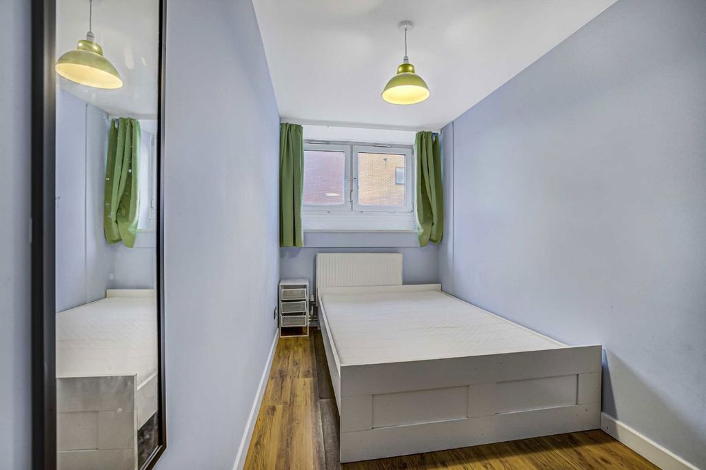 Property photo 2 of 5