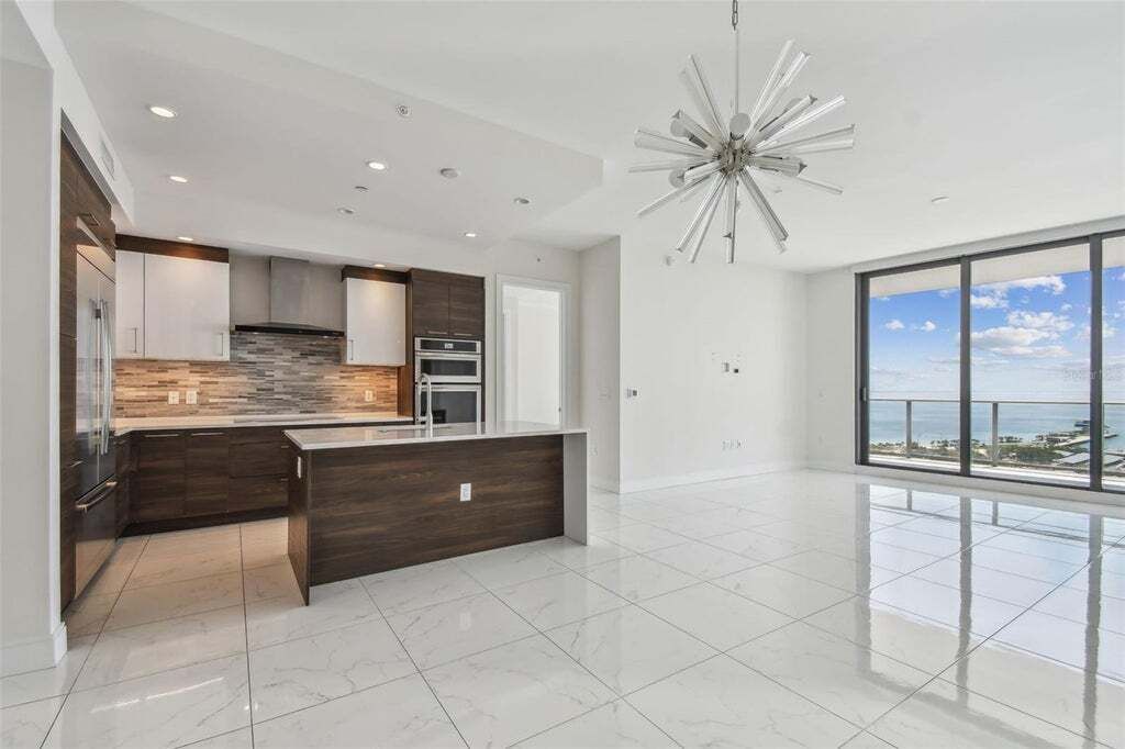 Property photo 3 of 20 <Alttext/>