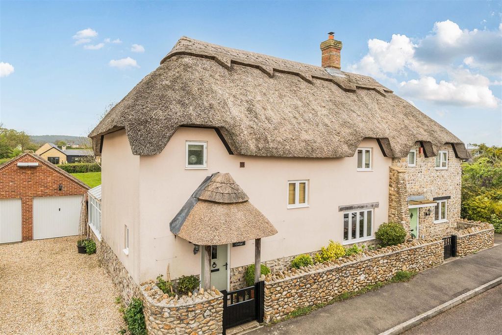 Property photo 1 of 24 Front