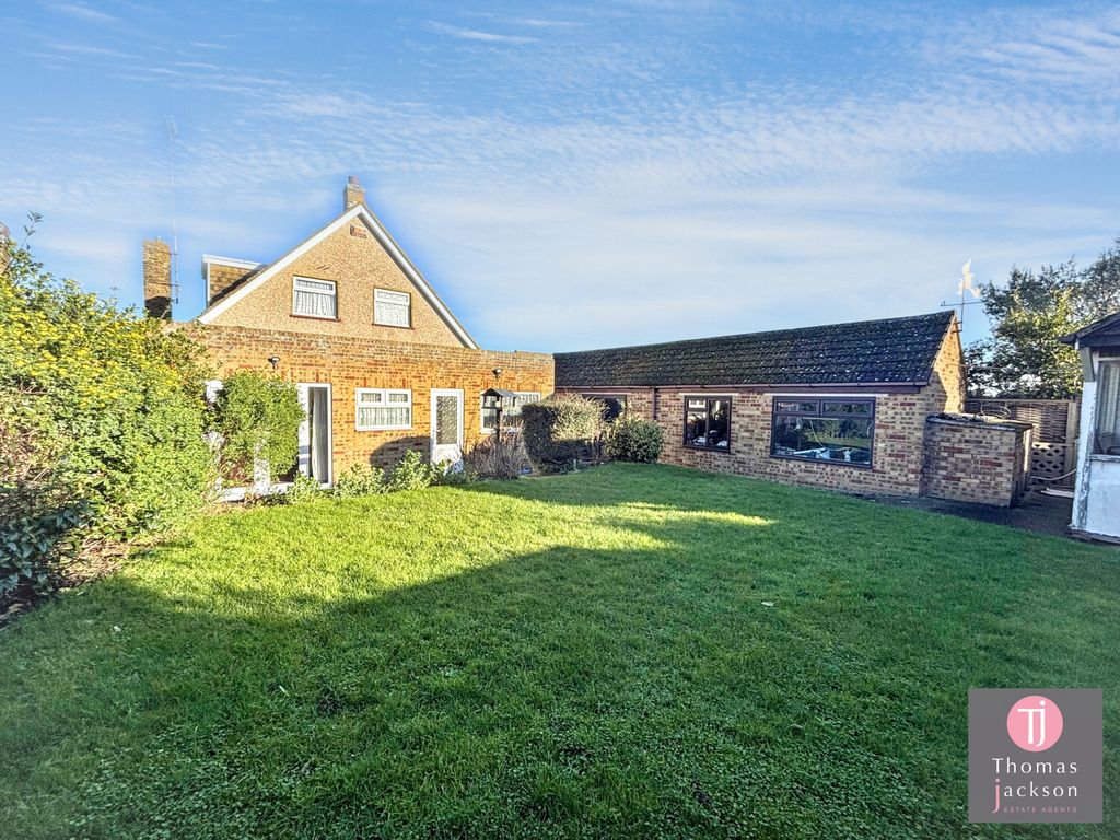 Property photo 2 of 21