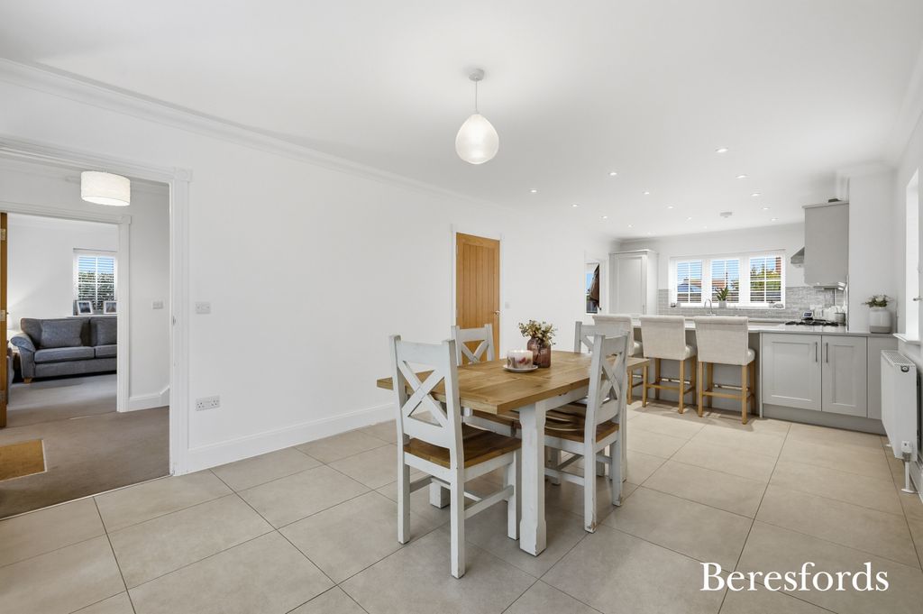 Property photo 3 of 22 Picture No. 75