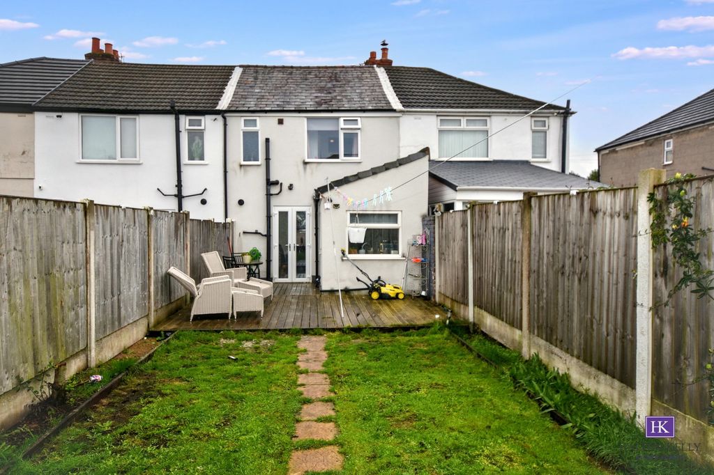 Property photo 2 of 20